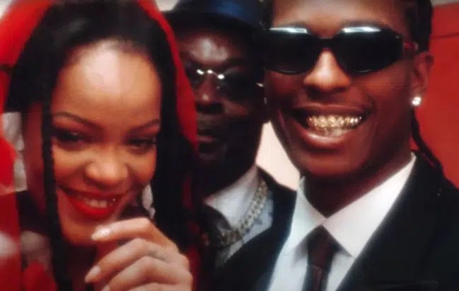 Singer Rihanna and ASAP Rocky spark rumours of engagement [Photos and Video]