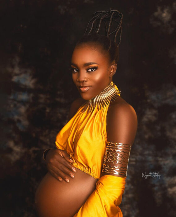 Congratulatory messages pour in as actress, Bukunmi Oluwasina shares beautiful baby bump photos