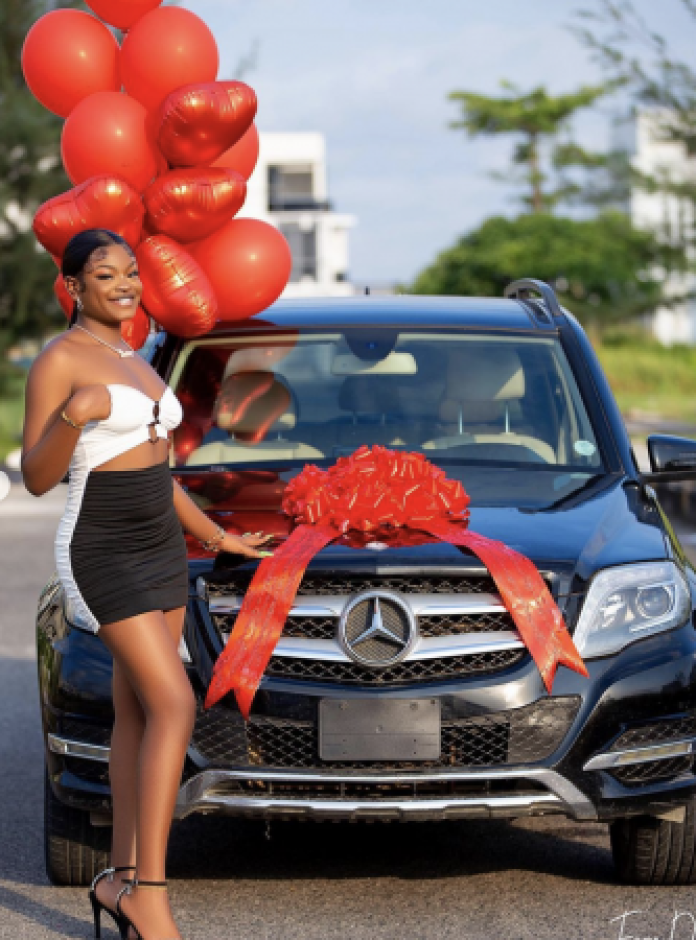 Naira Marley’s Sister, Shubomi Officially Unveils Her Newly-Acquired Benz worth over N13 Million