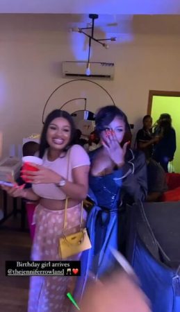 Davido’s Ex, Chioma Parties Hard At Her Sister’s 30th Birthday [PHOTOS +VIDEOS]