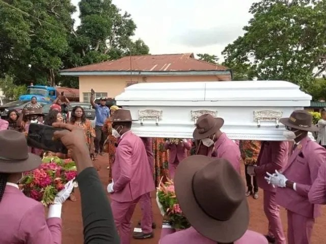 Osinachi Nwachukwu finally laid to rest in Abia State [Photos]