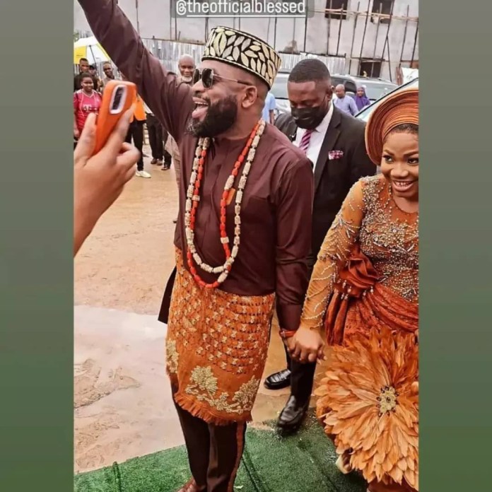 Mercy Chinwo scatters the dance floor in Port Harcourt for her traditional marriage to Lagos pastor [Photos and Video]